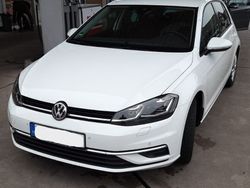 Weiß Gebraucht 2018 VW Golf VII Sound Limousine | 14.999 € (Fairer Preis)