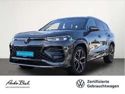Beige (delfingrau metallic) Gebraucht 2025 VW Tayron R-line SUV | 63.980 € (Etwas zu teuer)