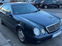 Blau Gebraucht 2001 Mercedes CLK200 Elegance Coupé | 3.600 € (Fairer Preis)