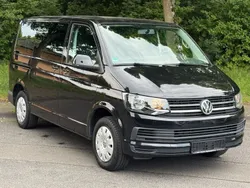 Schwarz Gebraucht 2016 VW T6 Van | 18.999 €