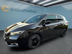 Schwarz Gebraucht 2023 Nissan Leaf N-Connecta Kleinwagen | 21.399 € (Etwas zu teuer)