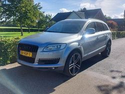 Grau Gebraucht 2007 Audi Q7 SUV | 8.410 € (Guter Preis)