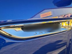 Blau Gebraucht 2017 Jaguar F-Pace Portfolio SUV | 26.499 € (Fairer Preis)