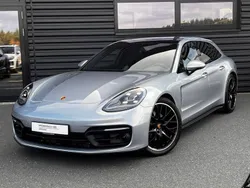 Dolomitsilbermetallic Gebraucht 2023 Porsche Panamera 4 Platinum Edition Limousine | 93.490 € (Fairer Preis)