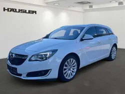 Weiß Gebraucht 2013 Opel Insignia Kombi | 11.890 € (Teuer)