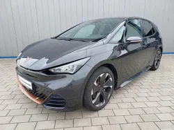 Grau Gebraucht 2022 Cupra Born Kleinwagen | 23.490 € (Guter Preis)