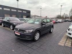Uranograu Gebraucht 2018 VW Tiguan Trendline SUV | 20.990 € (Superpreis)