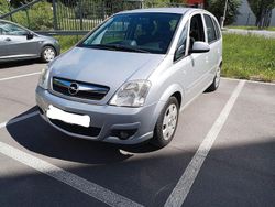 Silber Gebraucht 2006 Opel Meriva Edition Van / Kleinbus | 1.750 € (Guter Preis)