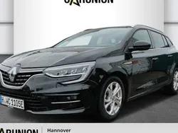 Black pearlschwarz metallic (metallic) Gebraucht 2021 Renault Mégane IV Intens Kombi | 20.560 € (Fairer Preis)
