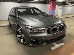 Grau Gebraucht 2018 BMW 750 Shadowline Limousine | 42.900 € (Superpreis)