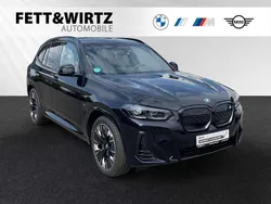 Carbonschwarz metallic Gebraucht 2024 BMW iX3 Impressive SUV | 52.888 € (Guter Preis)