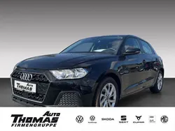 Mythosschwarz metallic (metallic) Gebraucht 2024 Audi A1 Sportback Advanced Kleinwagen | 24.880 € (Superpreis)
