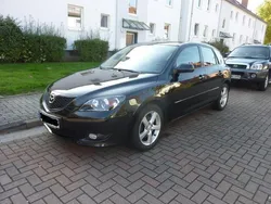 Schwarz metallic Gebraucht 2006 Mazda 3 Inclusive Limousine | 7.290 €
