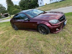 Silber Gebraucht 2010 Mercedes C63 AMG Limousine | 9.700 €