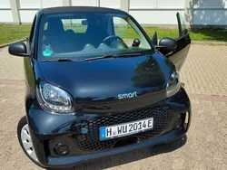 Schwarz Gebraucht 2021 Smart ForTwo Electric Drive Coupé | 8.200 € (Guter Preis)