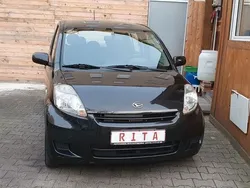 Schwarz Gebraucht 2010 Daihatsu Sirion Kleinwagen | 3.980 € (Etwas zu teuer)
