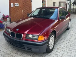Rot Gebraucht 1991 BMW 316 Limousine | 1.100 €