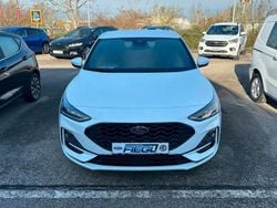 Frostweiß Neu 2024 Ford Focus ST-Line Limousine | 28.994 €