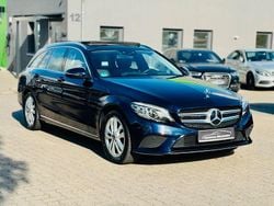 Blau Gebraucht 2018 Mercedes C200 Exclusive Limousine | 28.880 € (Etwas zu teuer)