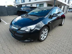 Grau Gebraucht 2013 Opel Astra GTC Edition Limousine | 5.990 € (Guter Preis)
