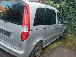 Grau Gebraucht 2002 Mercedes Vaneo Van / Kleinbus | 1.499 € (Guter Preis)