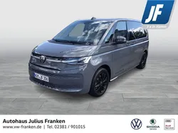 Grau Gebraucht 2025 VW Multivan Life Van / Kleinbus | 70.345 €