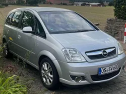 Silber Gebraucht 2008 Opel Meriva Innovation Van / Kleinbus | 2.900 € (Fairer Preis)