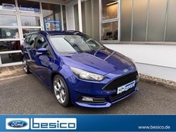 Indicblau metallic (blau) Gebraucht 2017 Ford Focus ST Kombi | 17.380 € (Fairer Preis)
