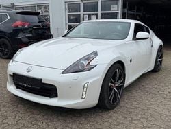 Weiß Gebraucht 2018 Nissan 370Z Pack Coupé | 29.990 € (Fairer Preis)