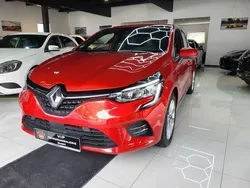Feuerrot Gebraucht 2020 Renault Clio V Intens Kleinwagen | 18.999 € (Teuer)