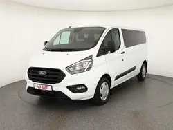 Weiß Gebraucht 2019 Ford Transit Custom Van / Kleinbus | 29.990 €