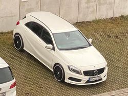 Weiß Gebraucht 2015 Mercedes A250 Limousine | 18.000 € (Etwas zu teuer)