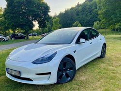 Weiß Gebraucht 2023 Tesla Model 3 RWD Limousine | 28.500 € (Guter Preis)