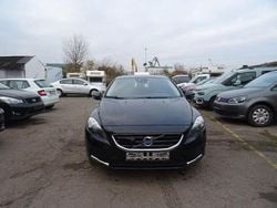 Schwarz Gebraucht 2015 Volvo V40 Momentum Limousine | 7.800 € (Guter Preis)