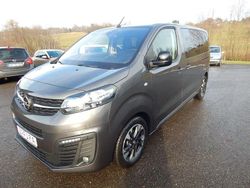 Grau Gebraucht 2022 Opel Zafira Life Edition Van / Kleinbus | 29.990 € (Superpreis)