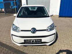 Weiß Gebraucht 2016 VW up! move up! Kleinwagen | 6.999 € (Fairer Preis)