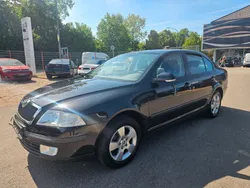 Schwarz magic perleffekt Gebraucht 2008 Skoda Octavia Limousine | 4.499 € (Etwas zu teuer)