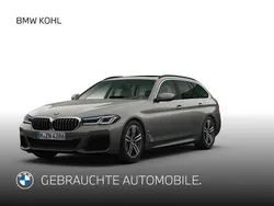 Grau Gebraucht 2022 BMW 530 Shadowline Kombi | 47.270 € (Teuer)