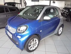 Blau Gebraucht 2016 Smart ForTwo Coupé Kleinwagen | 9.990 € (Fairer Preis)