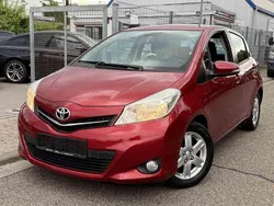 Rot Gebraucht 2012 Toyota Yaris Cool Limousine | 5.600 € (Superpreis)
