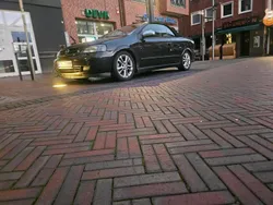 Schwarz Gebraucht 2001 Opel Astra Cabriolet Cabrio | 1.100 € (Guter Preis)