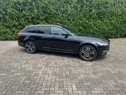 Schwarz Gebraucht 2018 Volvo V90 CC Pro Kombi | 27.900 € (Etwas zu teuer)