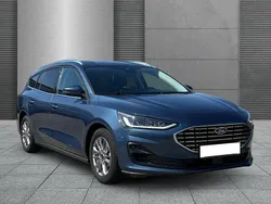 Chrome blue Gebraucht 2024 Ford Focus Titanium X Kombi | 22.479 € (Superpreis)