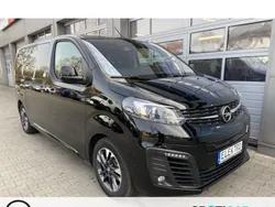 Diamantschwarz (metallic) Gebraucht 2020 Opel Zafira Life Van | 28.990 € (Superpreis)