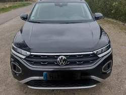 Schwarz Gebraucht 2023 VW T-Roc Life SUV | 27.850 € (Guter Preis)