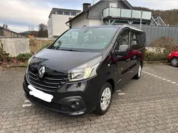 Schwarz Gebraucht 2015 Renault Trafic Van | 11.300 € (Etwas zu teuer)
