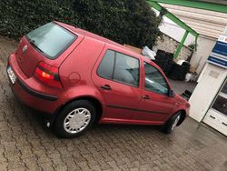Rot Gebraucht 1999 VW Golf IV Kleinwagen | 900 € (Superpreis)