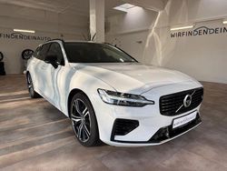Weiß Gebraucht 2020 Volvo V60 R-Design Kombi | 29.900 € (Etwas zu teuer)