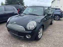 Midnight black Gebraucht 2009 Mini ONE Pepper Kleinwagen | 5.890 € (Teuer)
