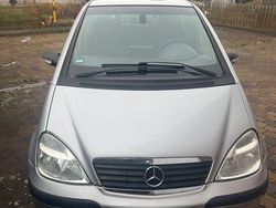 Silber Gebraucht 2003 Mercedes A160 Classic Kleinwagen | 2.200 € (Fairer Preis)
